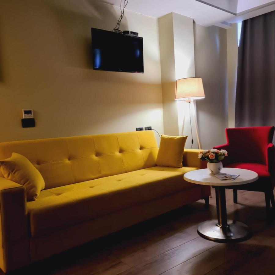 Driti Hotel Tirana Albania Bagian luar foto
