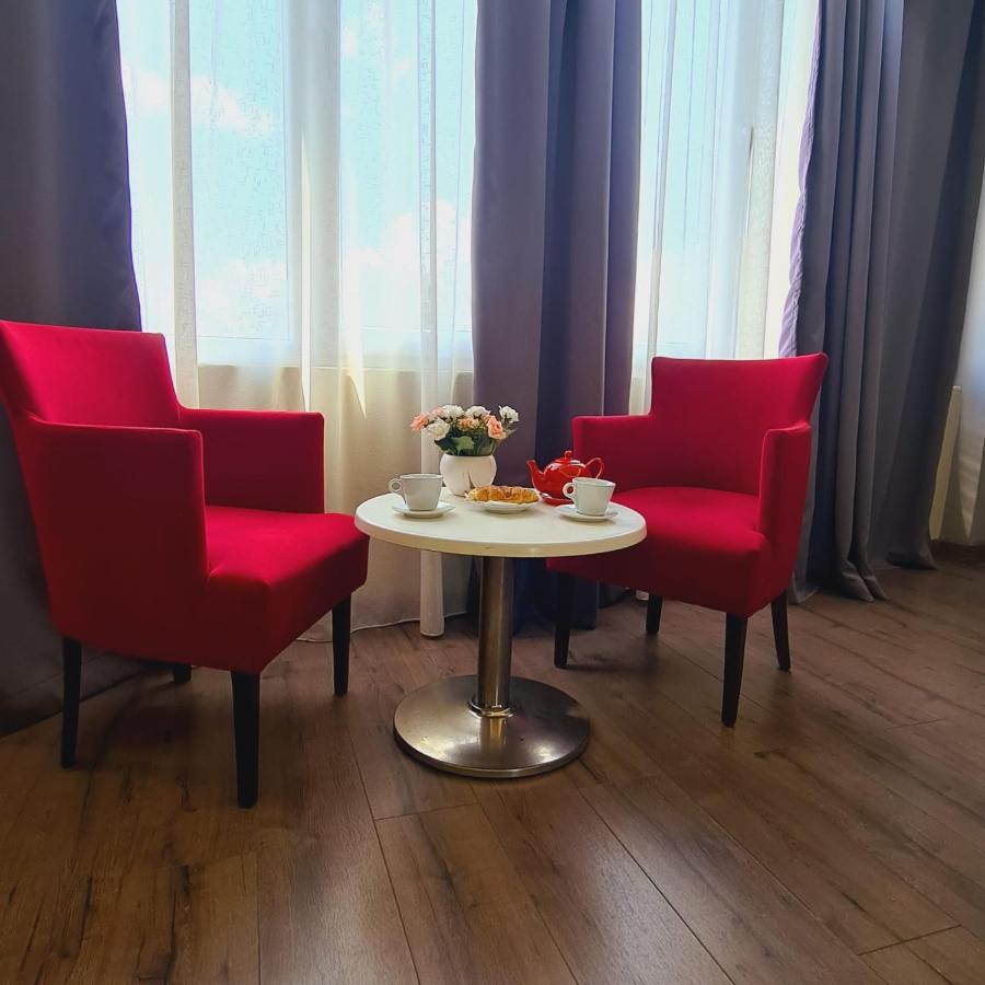 Driti Hotel Tirana Albania Bagian luar foto